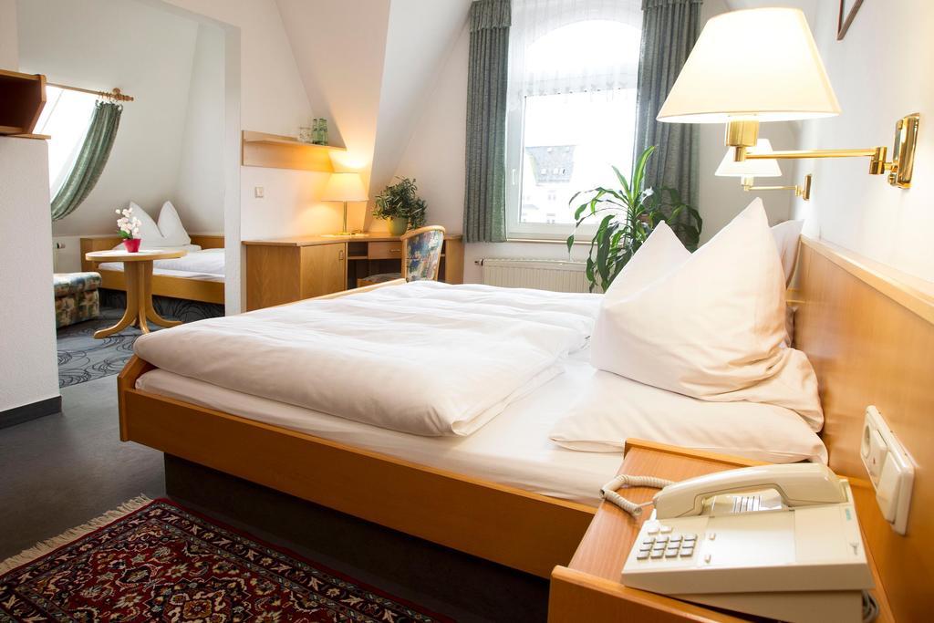 Hotel Heinz Plauen Kamer foto