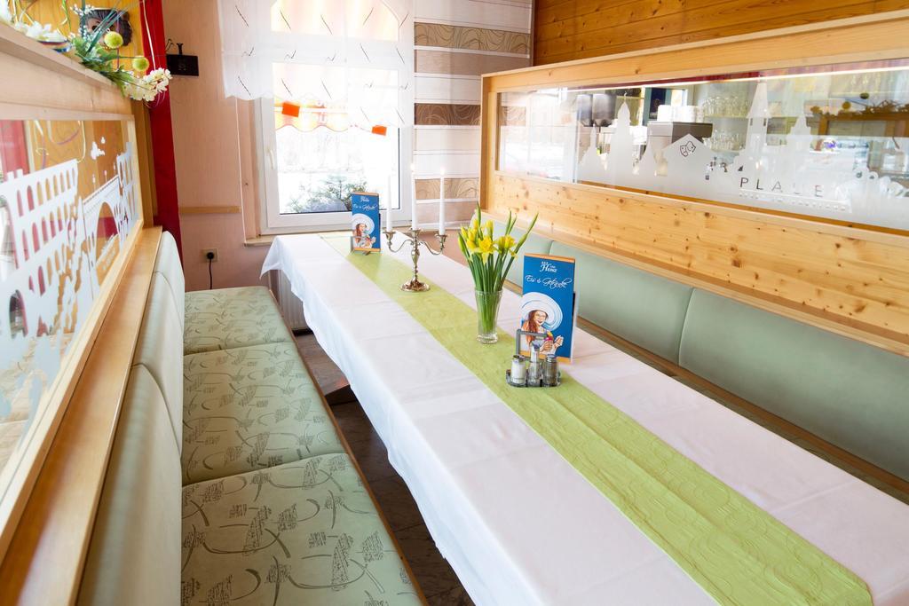 Hotel Heinz Plauen Buitenkant foto